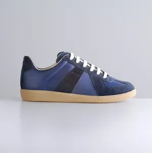 REPLICA SNEAKER