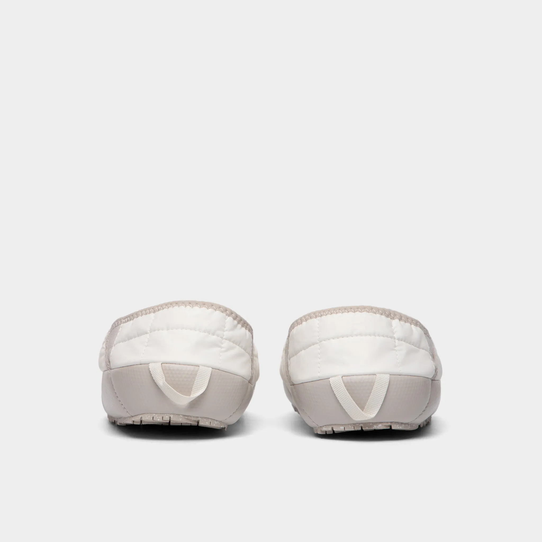 The North Face Women's ThermoBall' Traction Mule V Gardenia White / Silver Grey