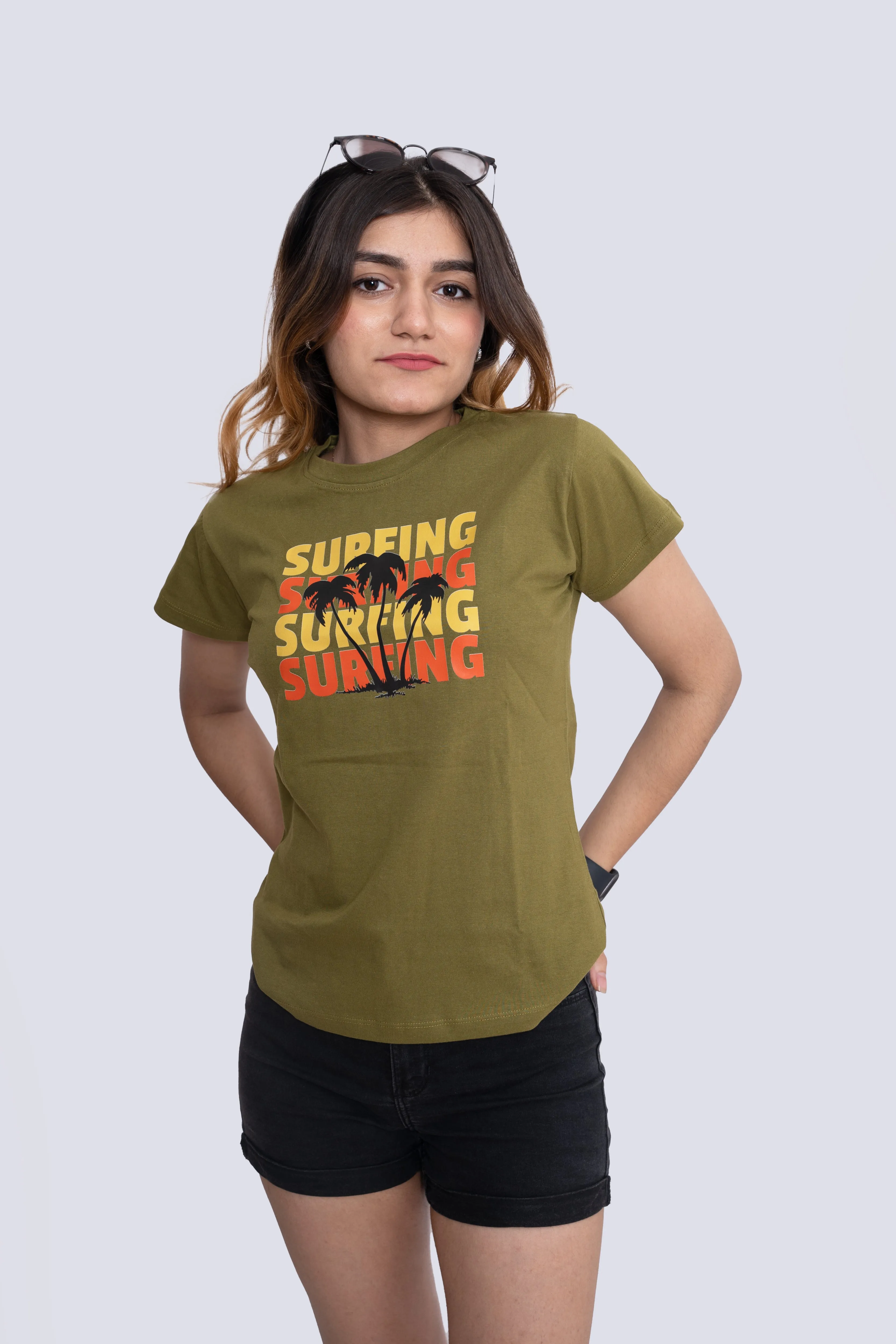 Women's Green Surfing Graphic Printed Classic Fit Tshirt